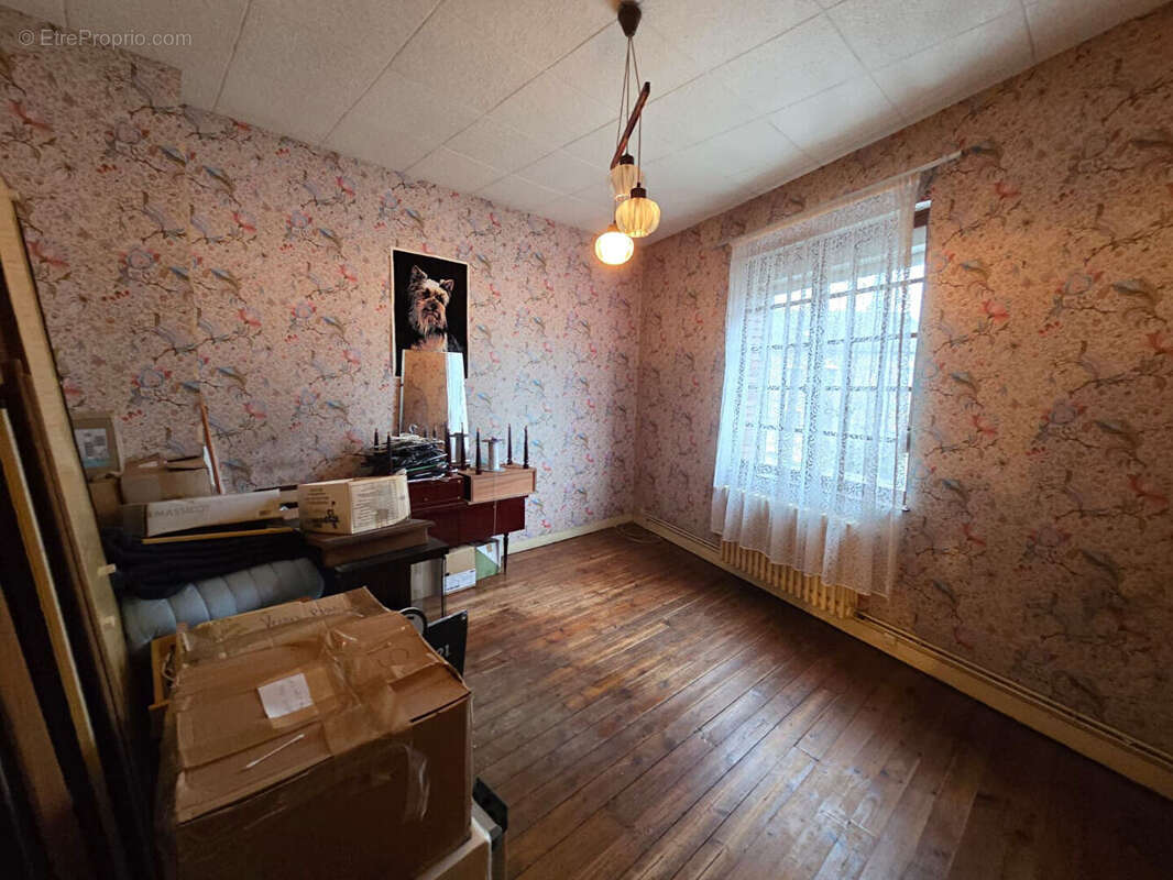 Maison à SAINT-QUENTIN