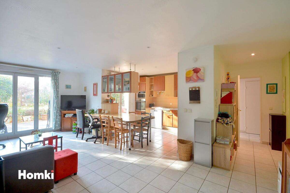 Appartement à LYON-9E