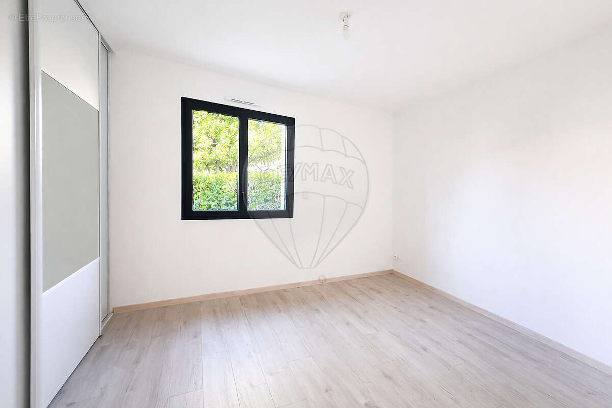 Maison à CHAILLEVETTE