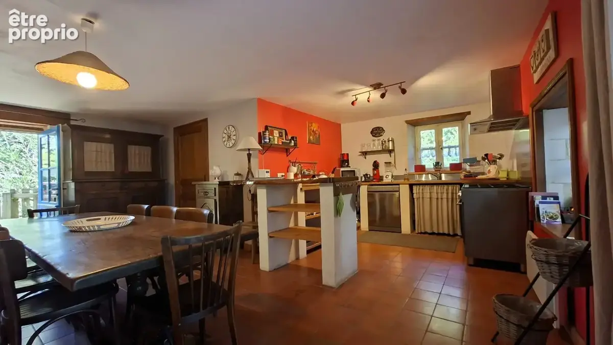 Maison 174 m² à Nancras  - photo 4