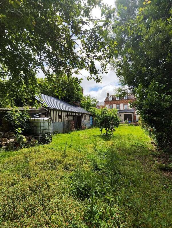 Centre ville d'Orbec, au calme avec jardin et garage - photo 21