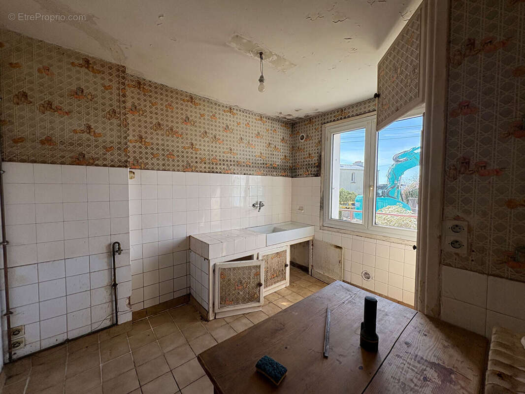 Maison à LE RELECQ-KERHUON