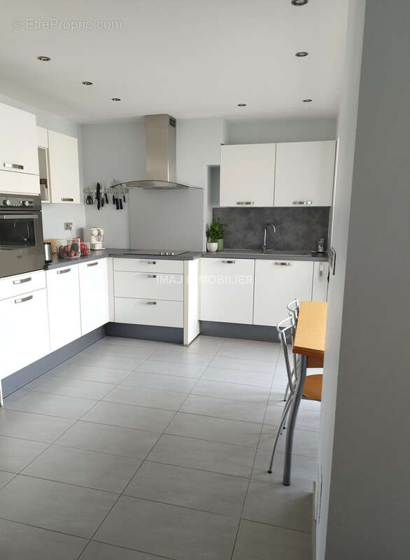 Appartement f4 renove de 106 m2 - photo 7