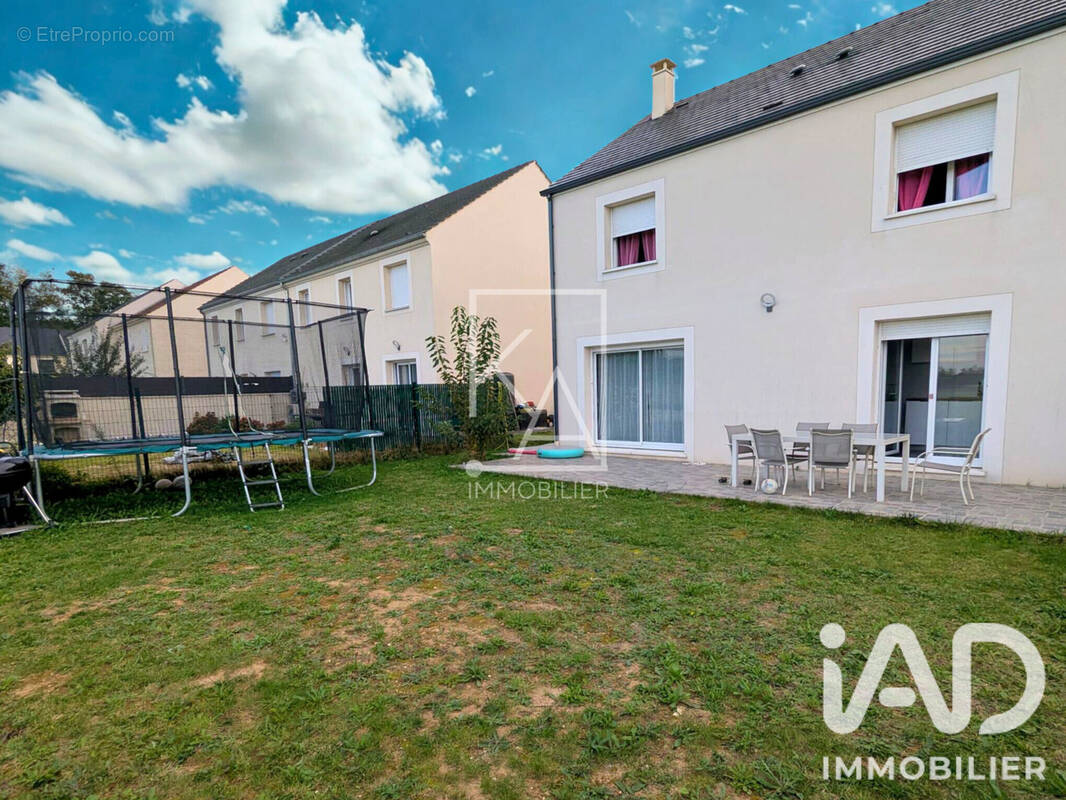 Photo 1 - Maison à BALLANCOURT-SUR-ESSONNE