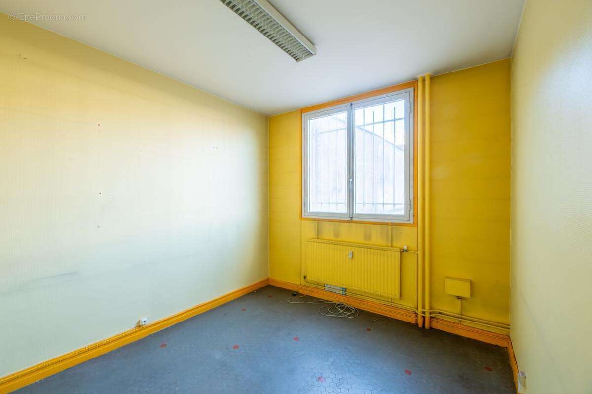 Commerce à SAINT-ETIENNE