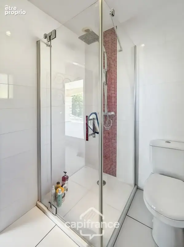 Maison Familiale avec piscine composée de 5 chambres sur ANJOU (38) - photo 27