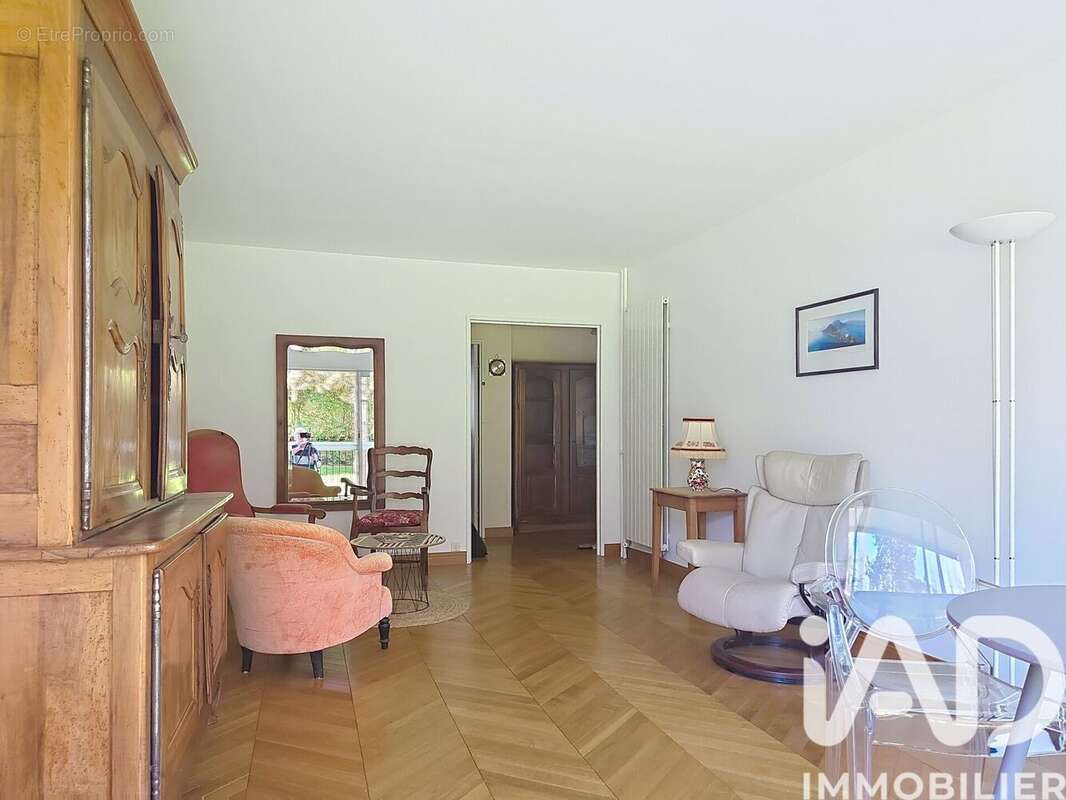 Photo 4 - Appartement à L'ETANG-LA-VILLE