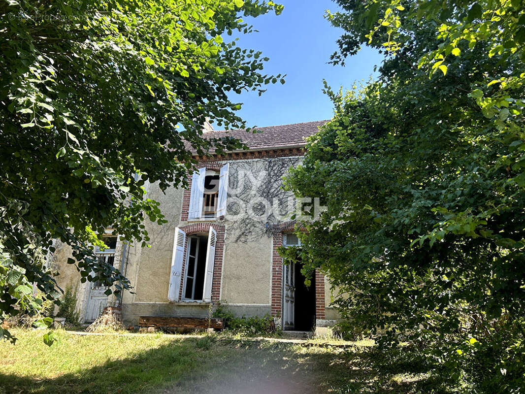 Maison à CHALAUTRE-LA-PETITE