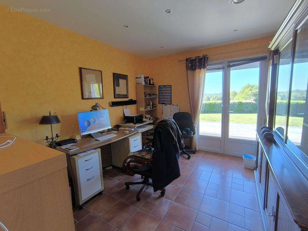 Maison à FORGES-LES-EAUX