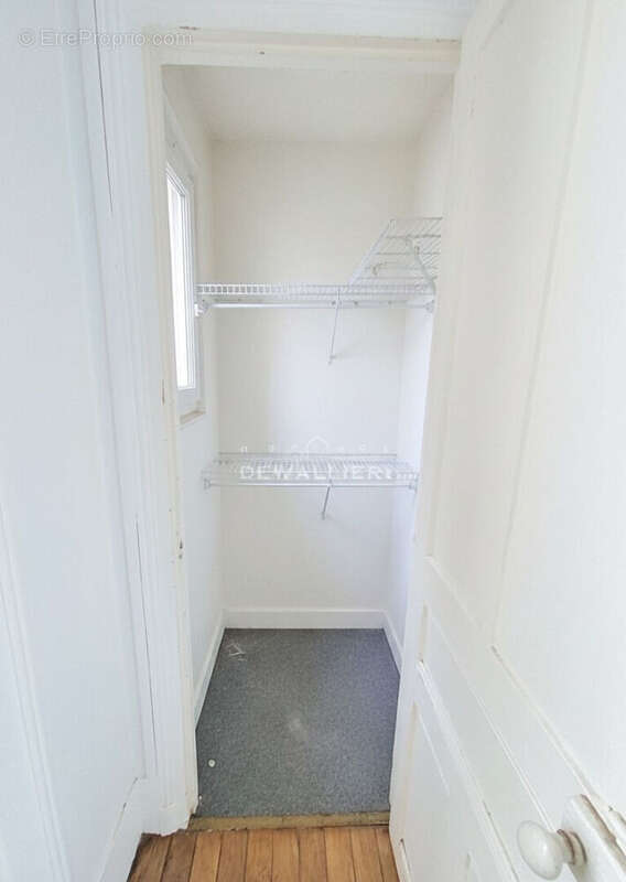 Appartement à SURESNES