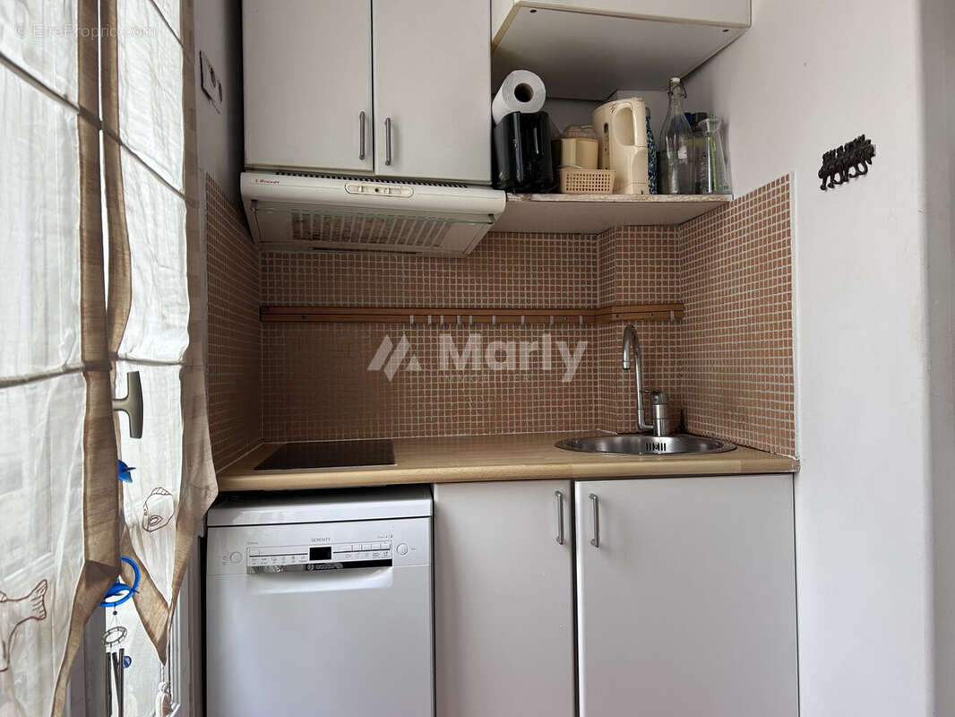 Appartement à PARIS-17E