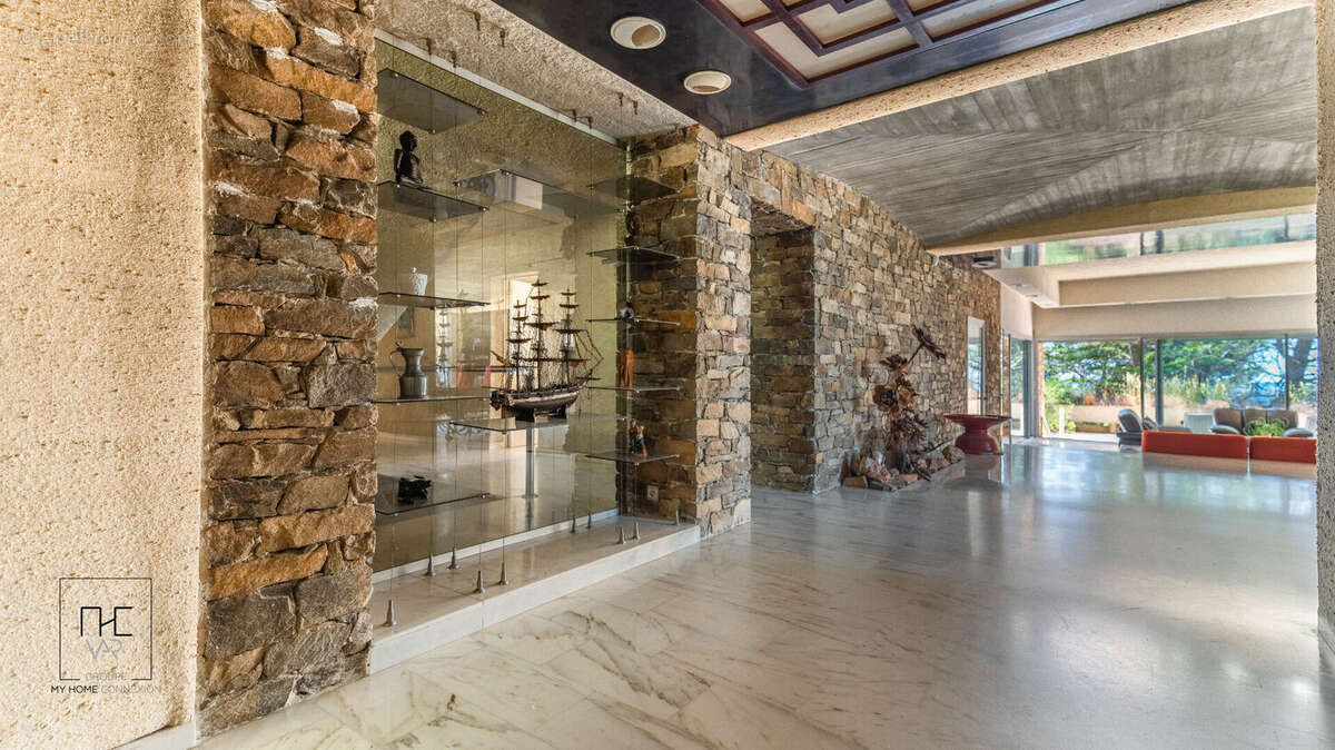 Maison à CARQUEIRANNE