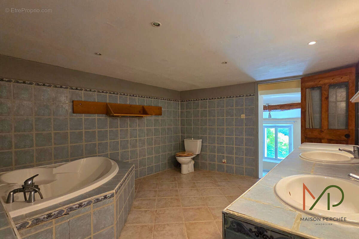 Maison de hameau Saint Antonin Du Var 5 pièces 114 m2 - photo 13