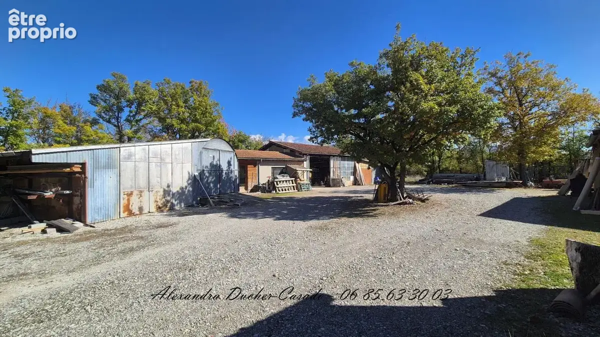 Maison d'habitation avec atelier et annexes - photo 14
