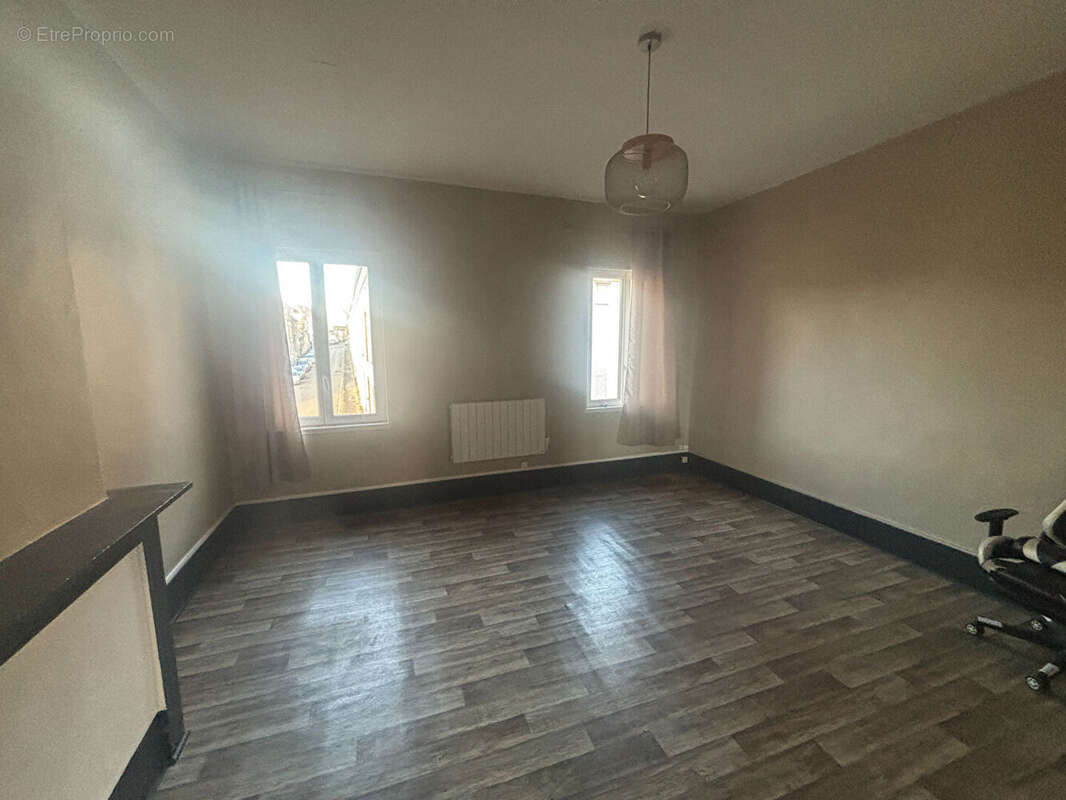 Maison à CONDE-SUR-L'ESCAUT