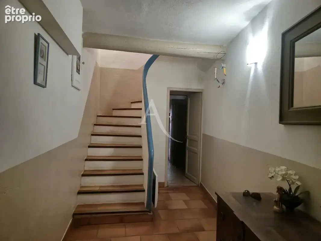 Maison de ville 5 chambres avec grande terrasse en centre-ville - photo 12
