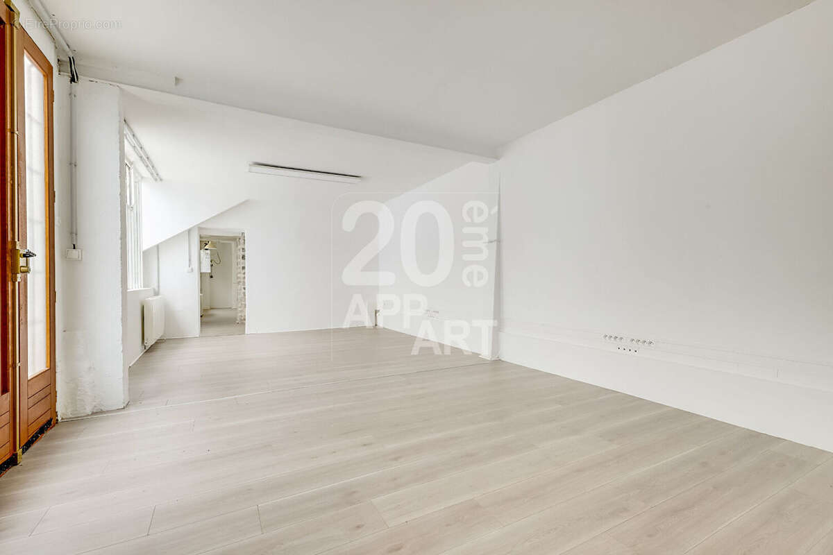 Appartement à PARIS-20E