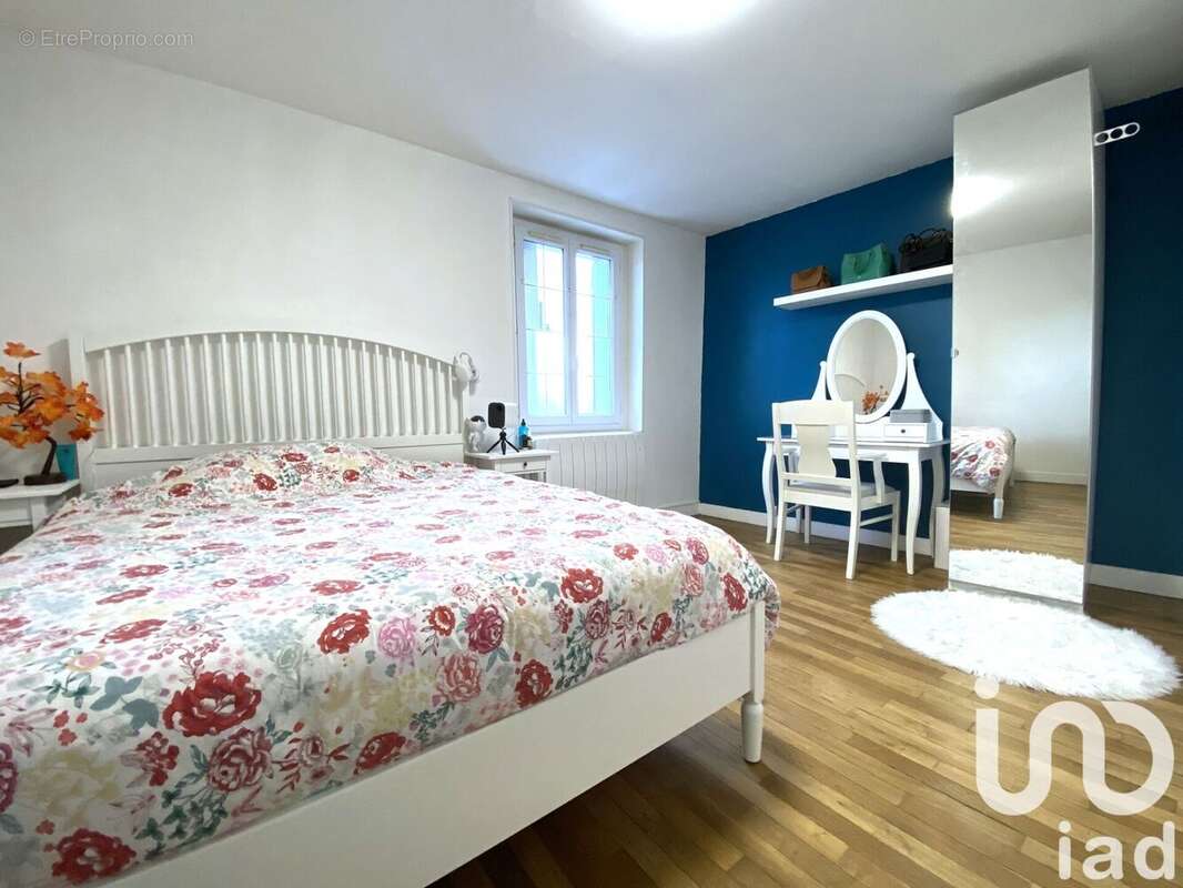 Photo 9 - Maison à TRUYES