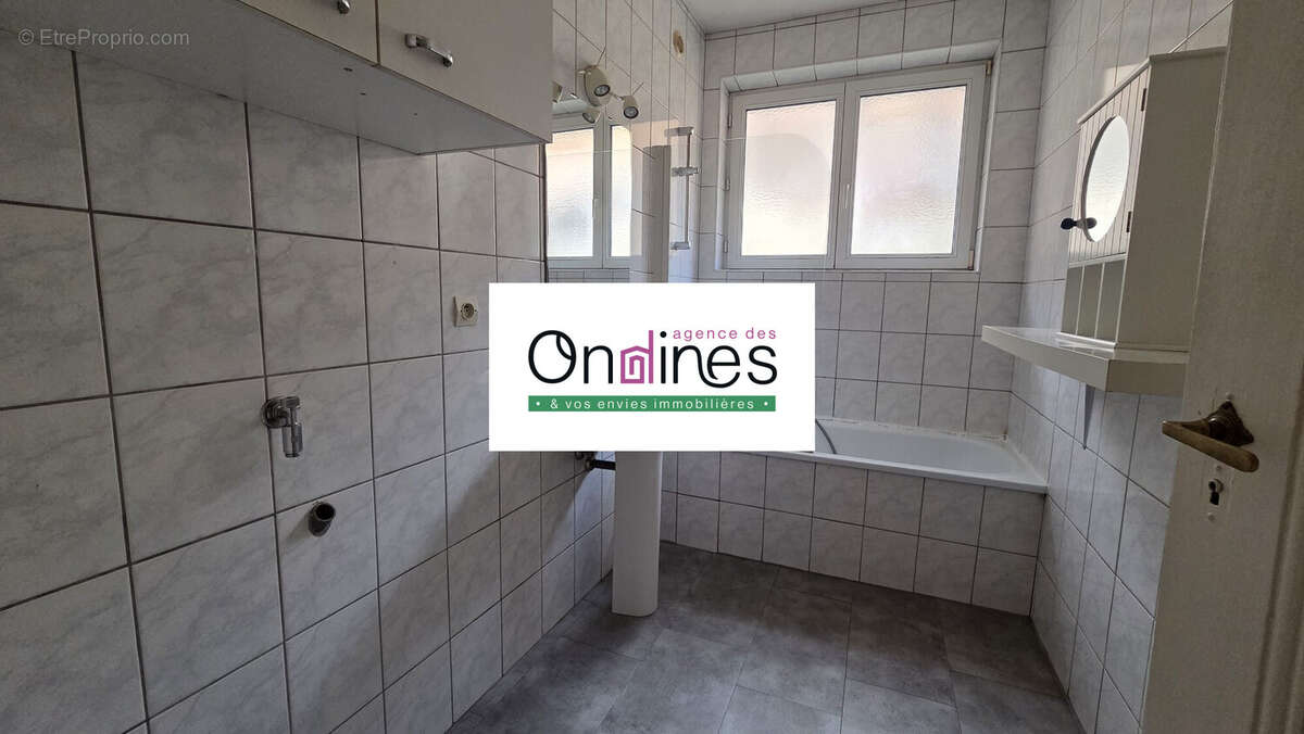 Appartement à NIEDERMODERN