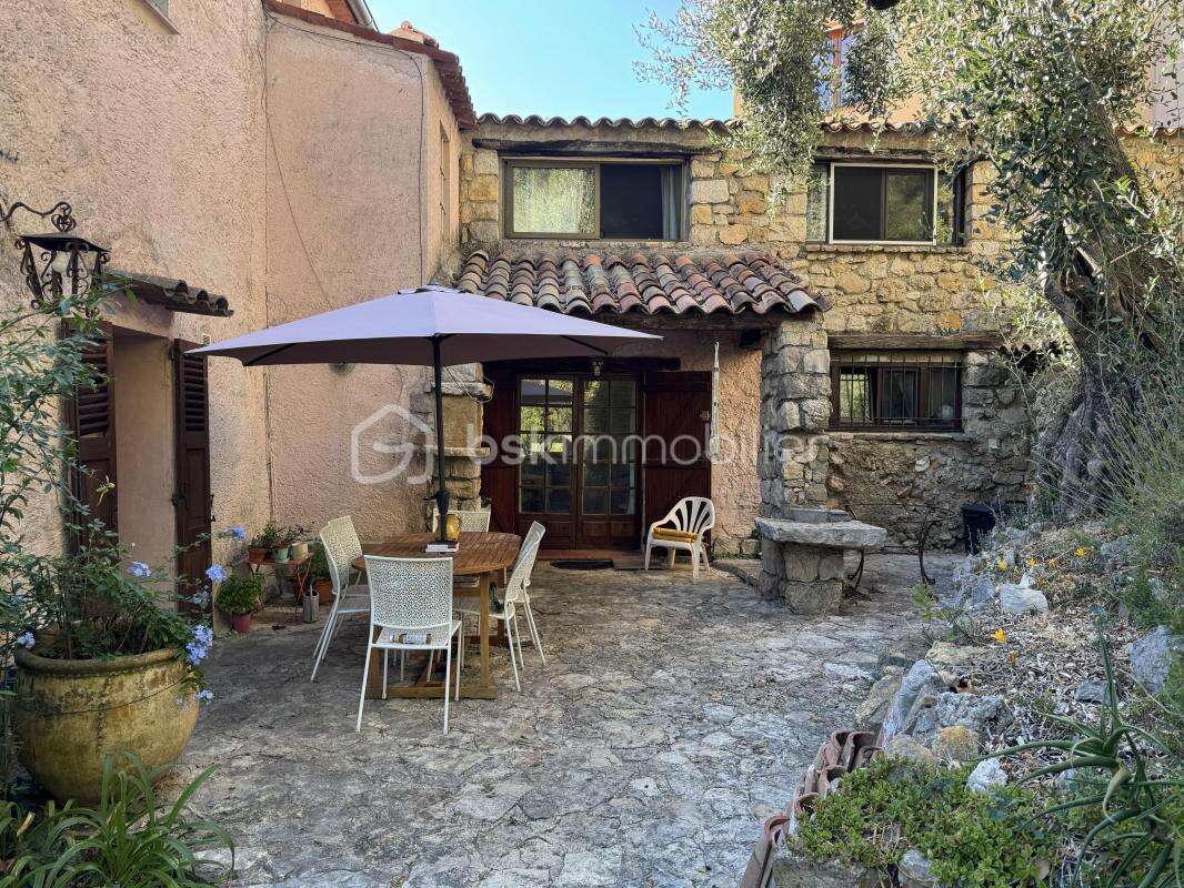 Maison à GRASSE