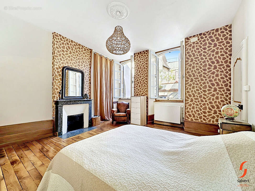 A Vendre, Maison 4 chambres et un bureau. - photo 8