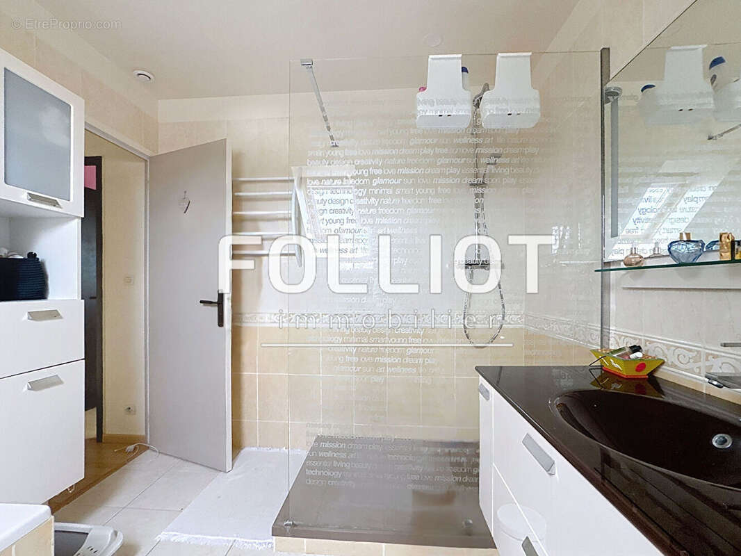 Maison à HERMANVILLE-SUR-MER