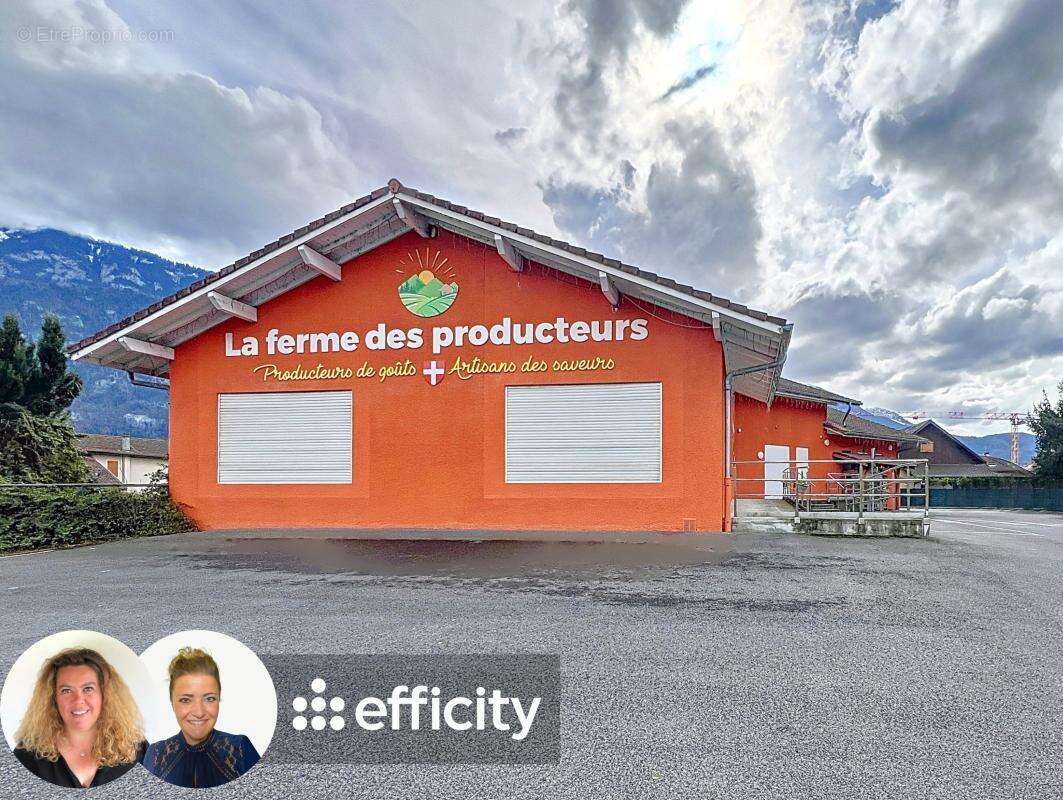 Commerce à SAINT-PIERRE-EN-FAUCIGNY