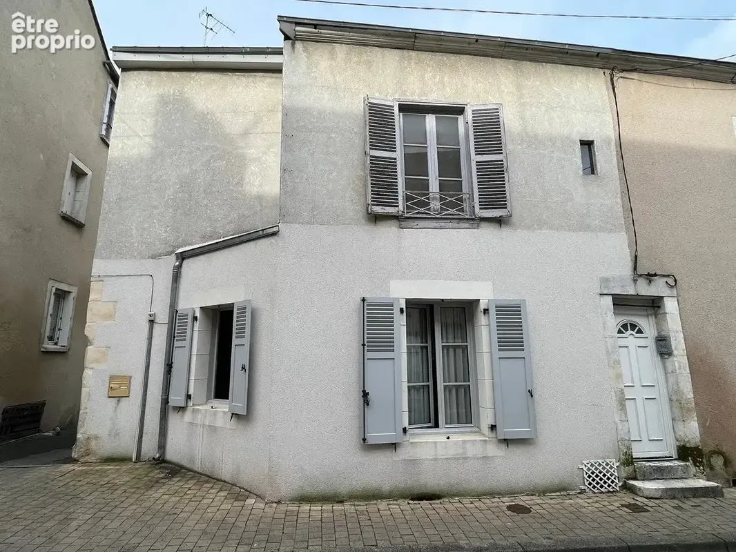 Maison 4 pièces 98 m² à vendre à Issoudun (36100) - photo 3