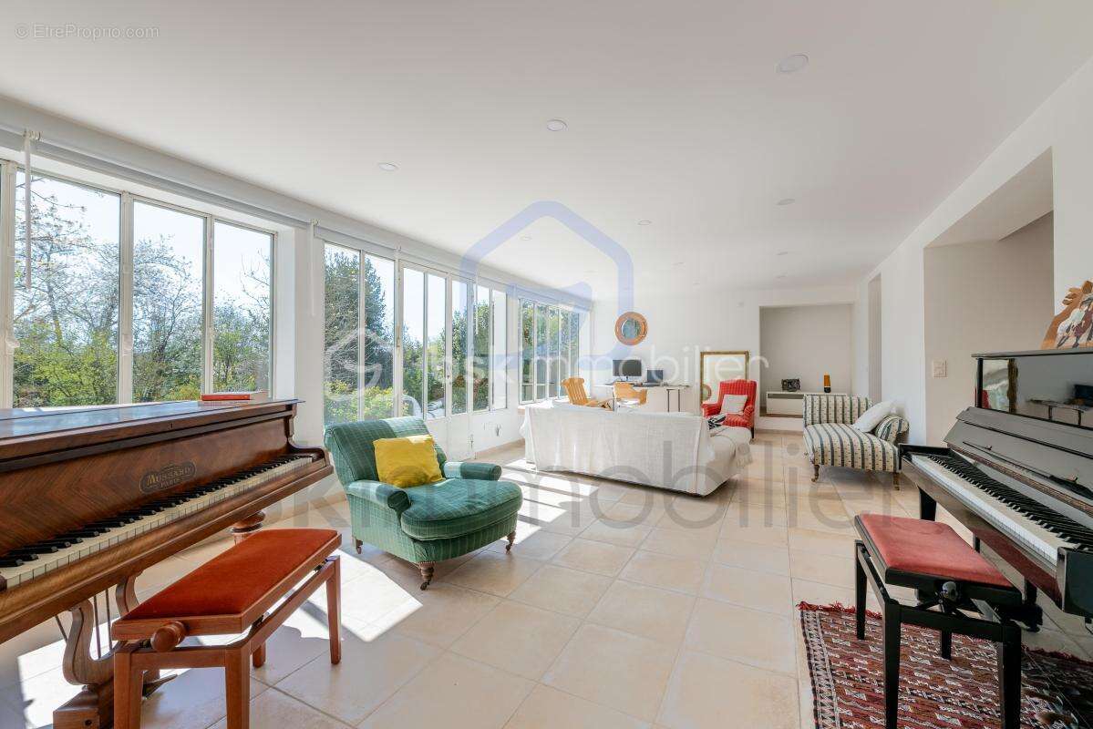 Maison de charme - 261m² - 7 chambres - photo 6