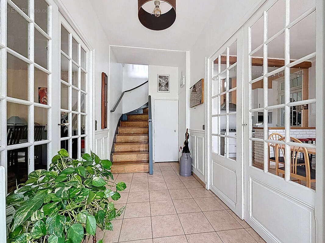 Maison à NANTERRE