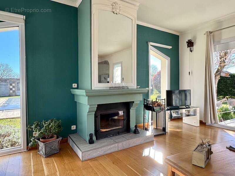 Maison à MONTPON-MENESTEROL