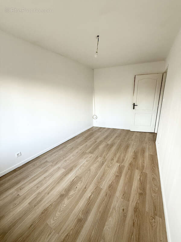 Maison à LALANDE-DE-POMEROL