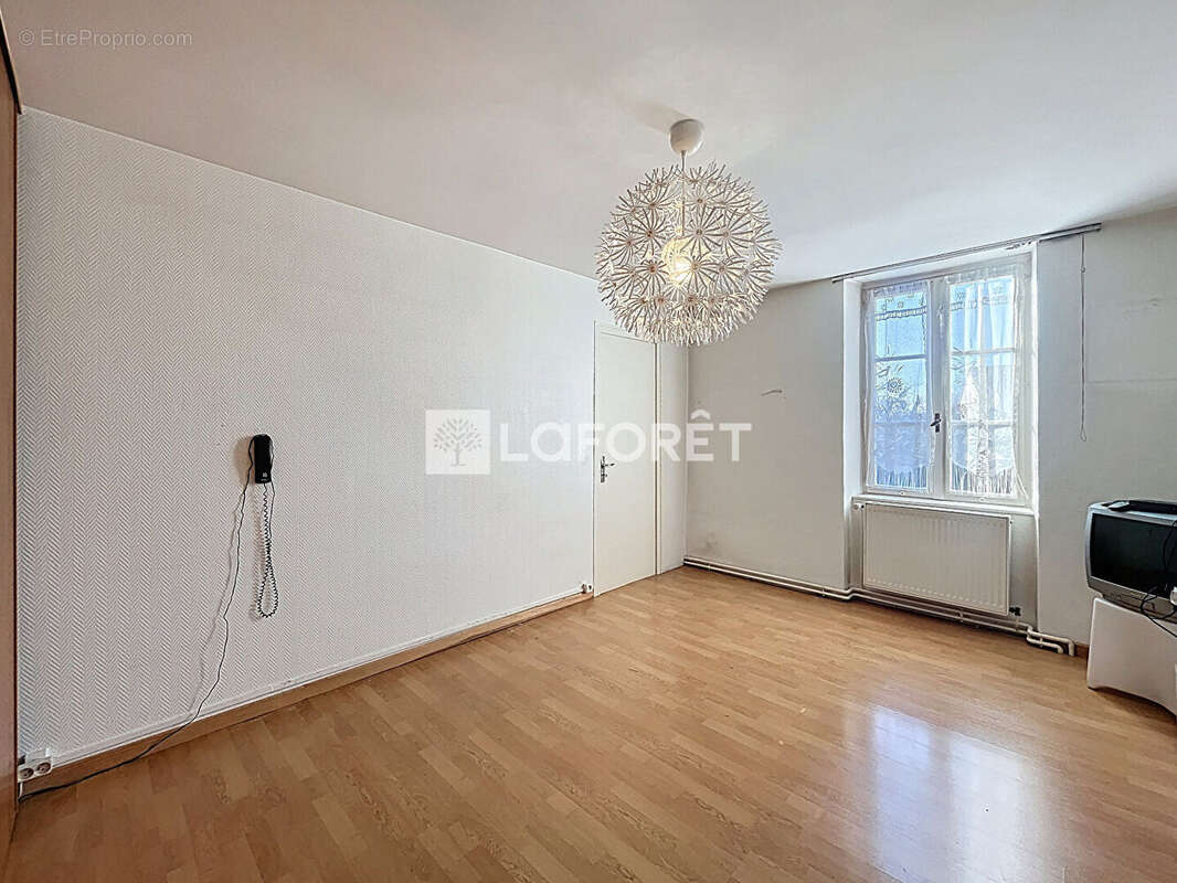 Maison à SAINT-AMOUR