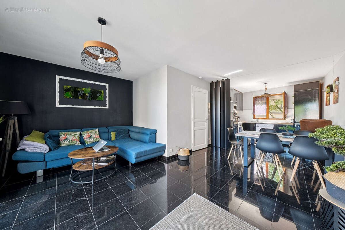 Appartement à LE PRE-SAINT-GERVAIS