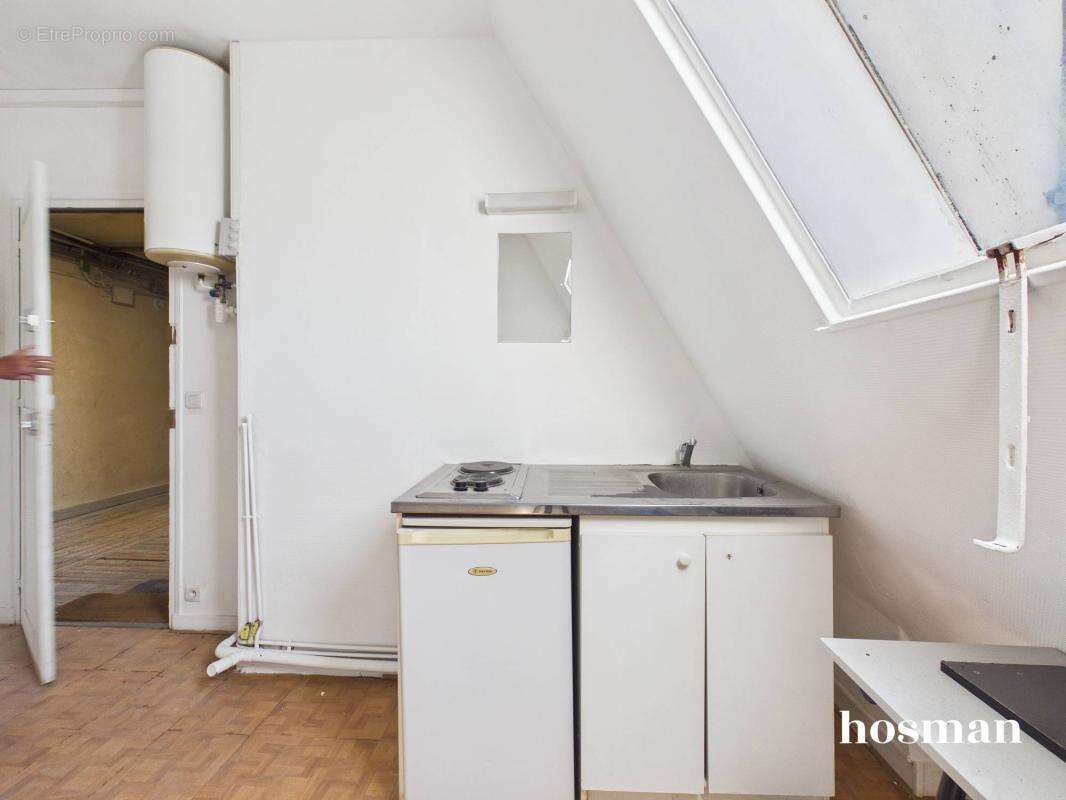 Chambre de service, 1 pièce, 8 m² Carrez - Dernier étage - Avenue D'Iéna, Paris - photo 8