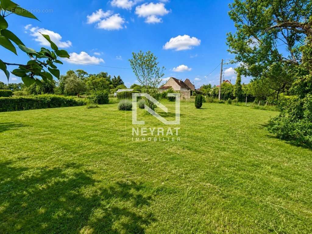 Maison de campagne à potentiel unique et grand terrain paysager - photo 3