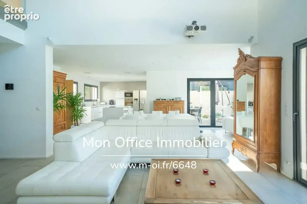 Référence : 6648-YAN - Villa contemporaine - 4 pièces - piscine - garage - photo 18