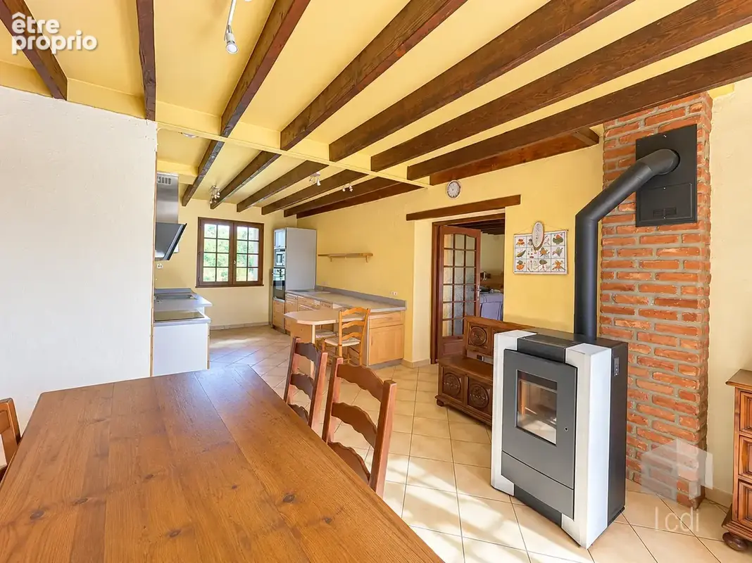 LORIOL-SUR-DRÔME - Maison de campagne 124 m2 avec piscine et dépendances - photo 5
