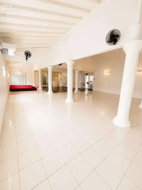 Commerce 412 m² à vendre à Anse-Bertrand (97121) - photo 7
