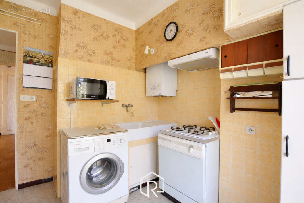 Appartement à MARSEILLE-12E