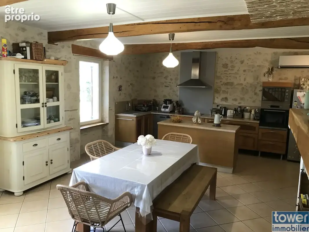 Superbe corps de ferme sur 1 hectare avec gite indépendant à rénover, séchoir à tabac et nombreuses dépendance - photo 7