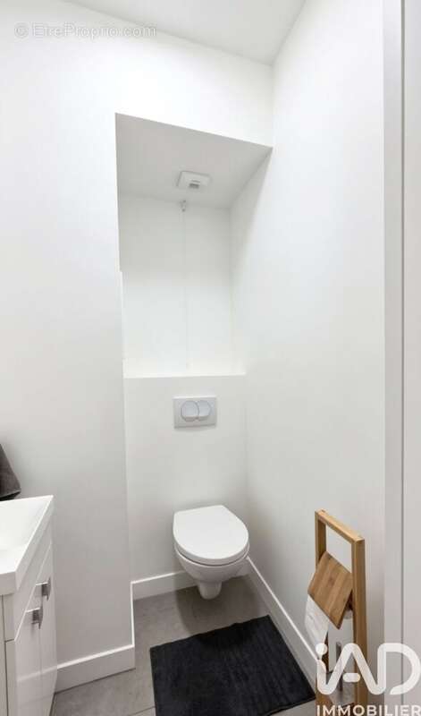 Photo 6 - Appartement à COURBEVOIE