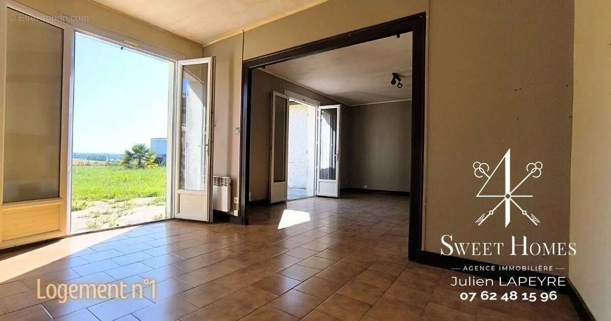 Maison à ROULLET-SAINT-ESTEPHE