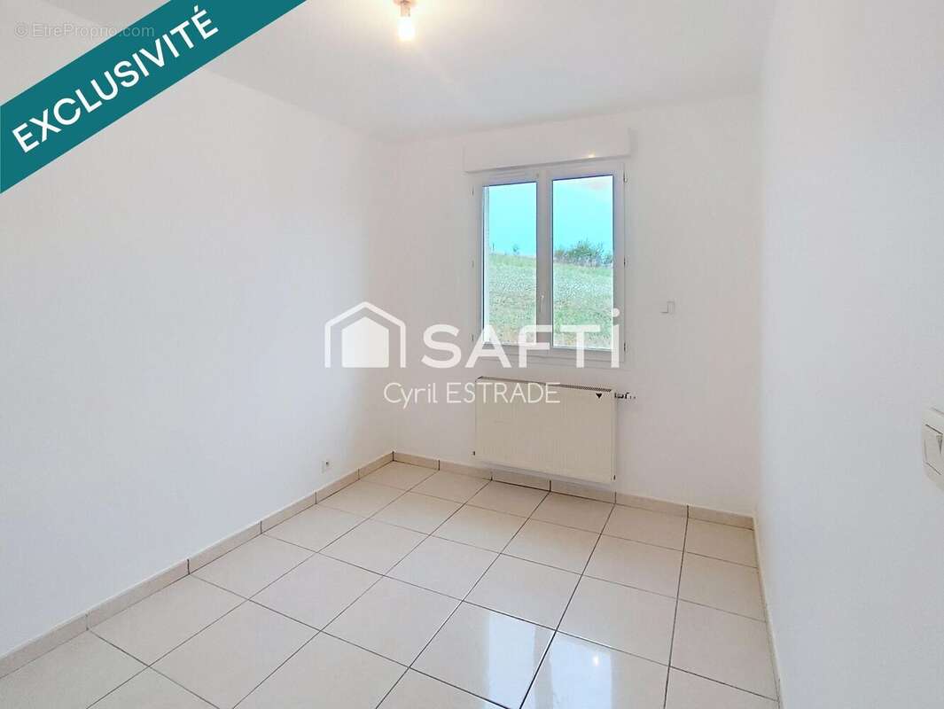 Photo 3 - Maison à SAINT-PAUL-EN-JAREZ