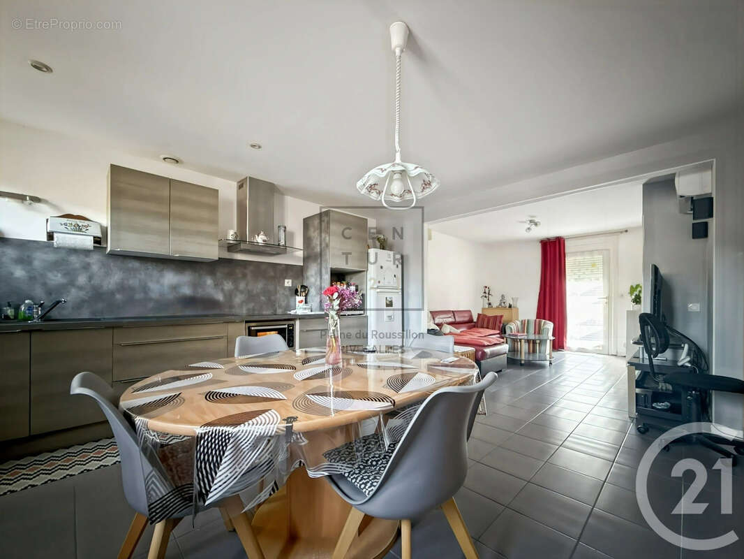 Maison à ESPIRA-DE-L'AGLY