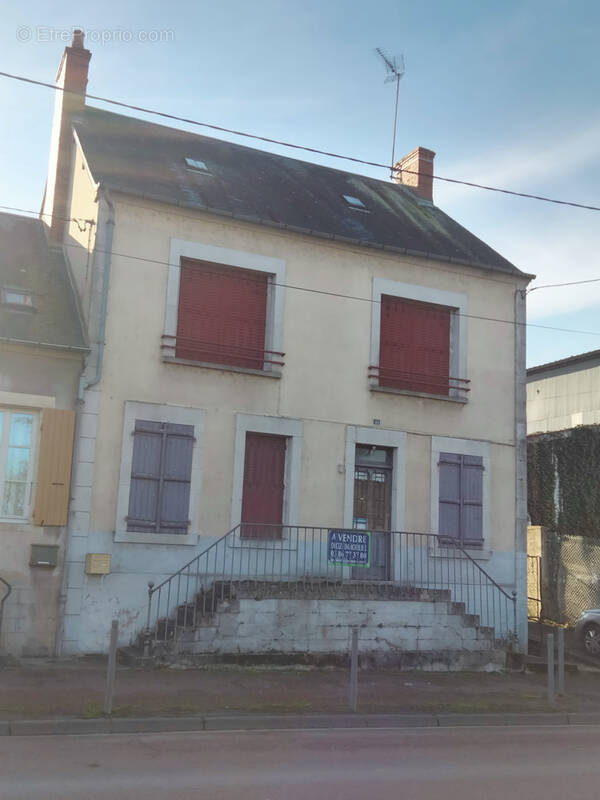 Maison à DECIZE