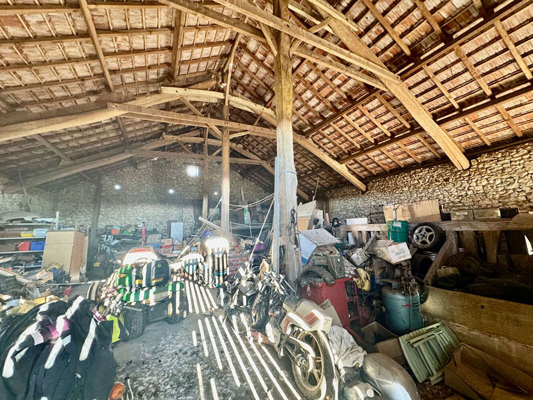 Maison à MONFLANQUIN