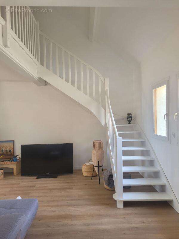 Maison en pierre du XVIIIe sur parcelle de 436m² - photo 4