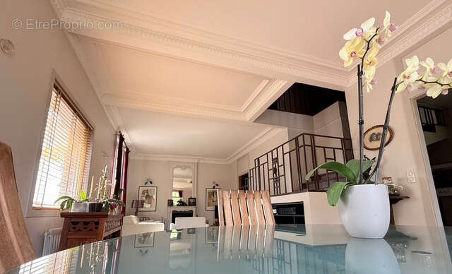 Maison à MONTLIGNON