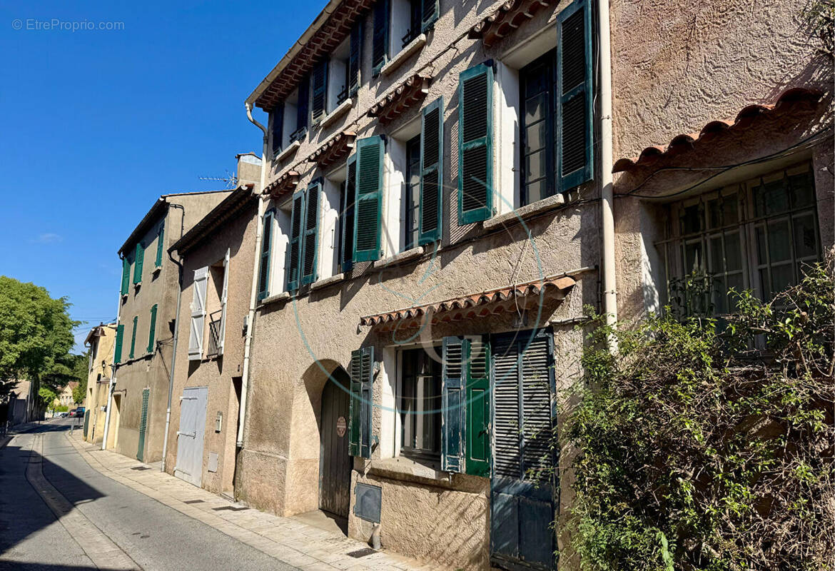 Maison à COGOLIN